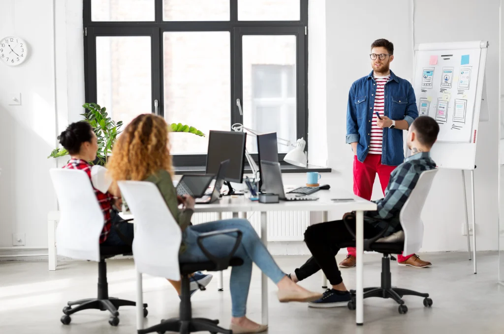 PITCH DECK COWORKING