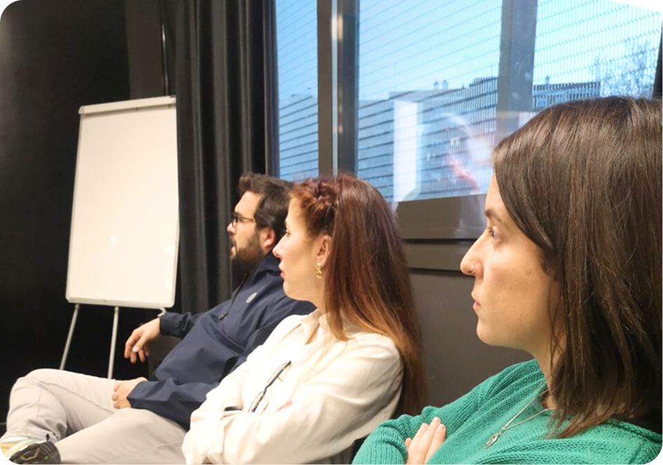 Rectangle 7 (2) Rectangle 7 (2)